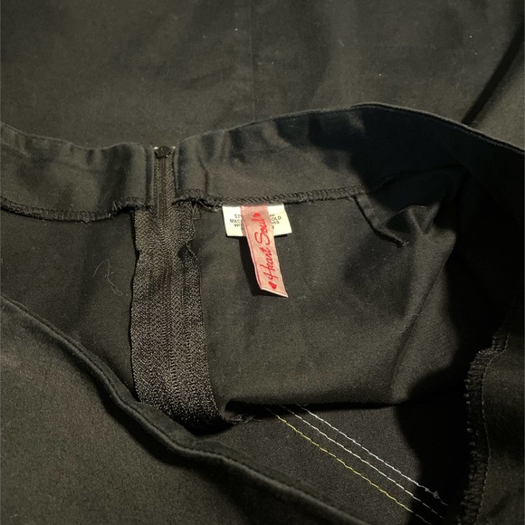 Cute black knee length pencil skirt with embroidered floral design, size 9 - Picture 5 of 5